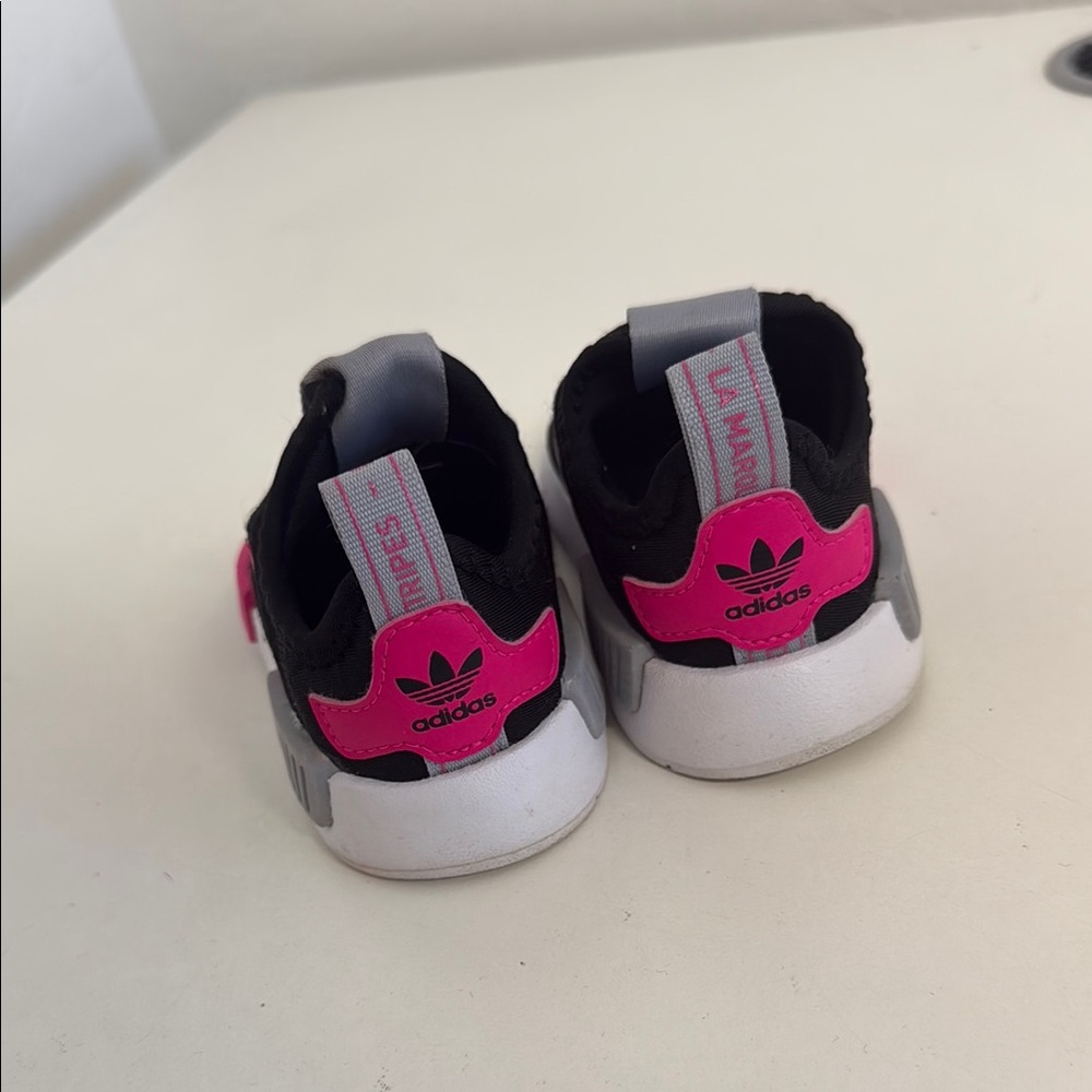 Adidas Black and Pink Sneakers with Mesh Upper - Picture 3 of 3